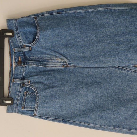 Levi High Waisted Straight | Size 27 - Picture 1 of 6